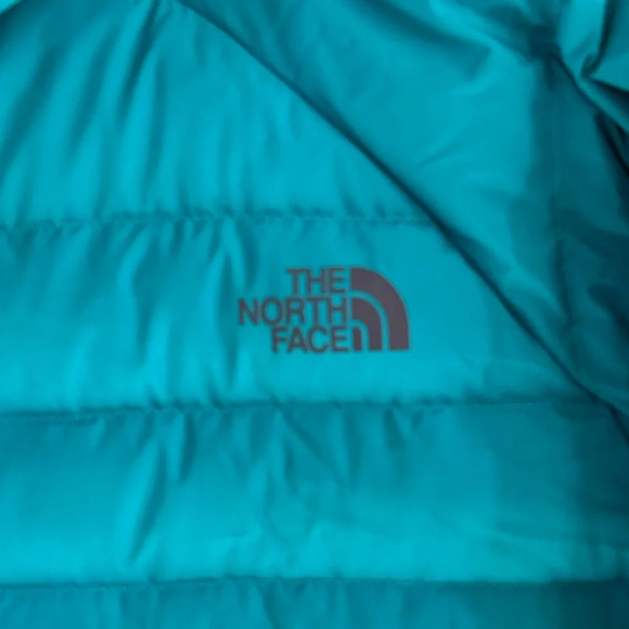 The North Face Women's Blue Ski Jacket - Picture 9 of 16
